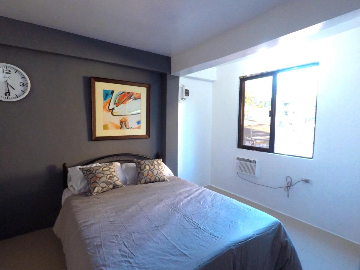 Lalyn'S Room In Кесон Сити Екстериор снимка